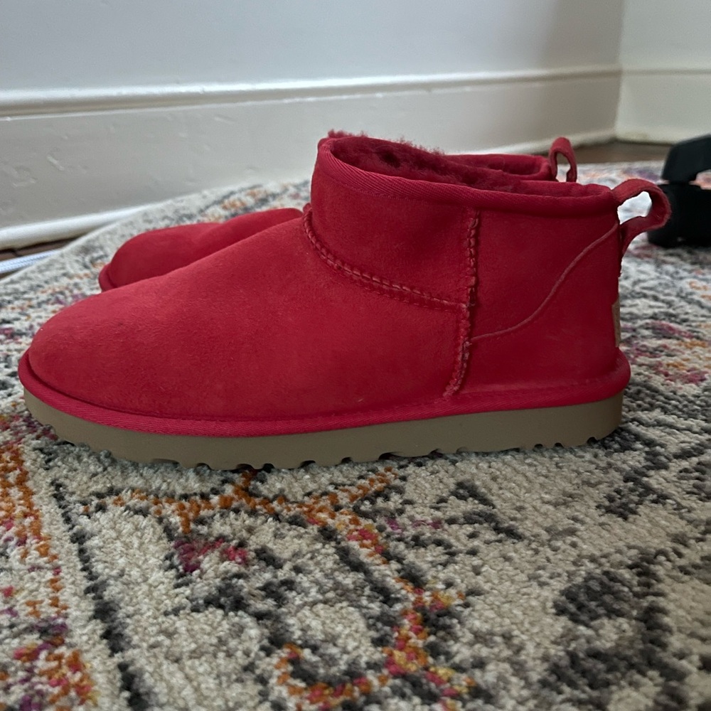 Ugg Ultra Mini - image 2